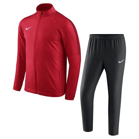 trainingsanzug herren rot nike|Herren Rot Trainingsanzüge (14) .